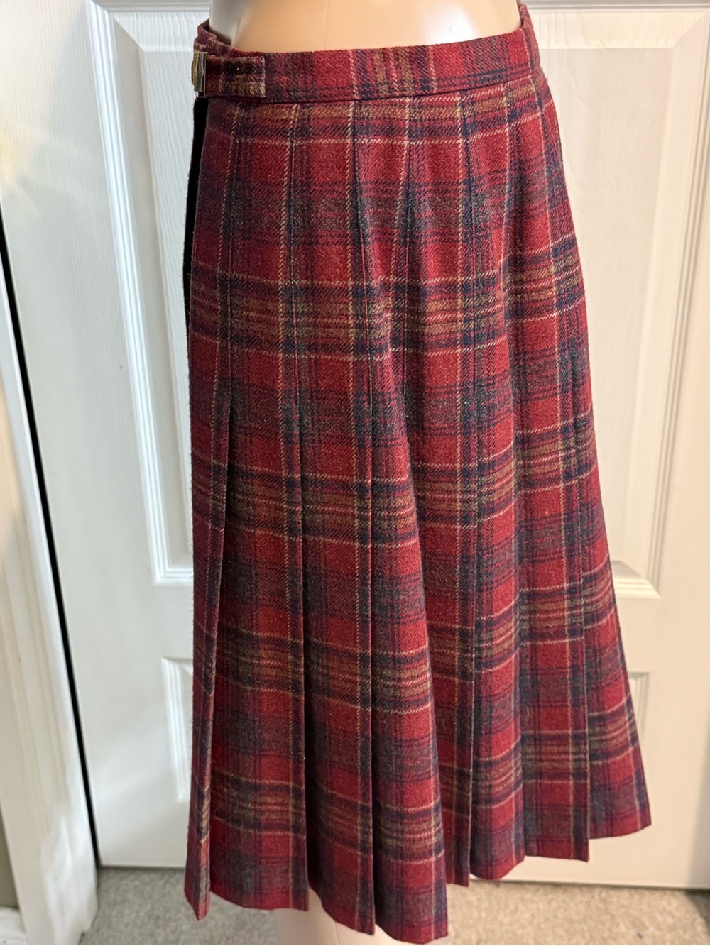 Vintage Pendleton Wool Womens Red Plaid Skirt Kilt  Buckle Size 12 - Picture 9 of 16